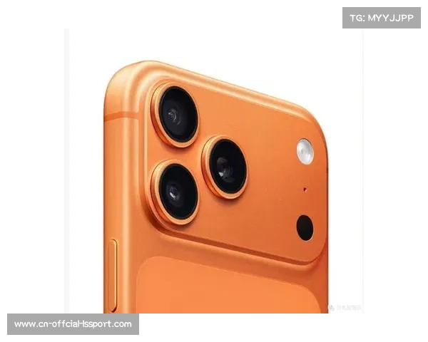 雪天比赛用球橙色设计，可视性优化获好评