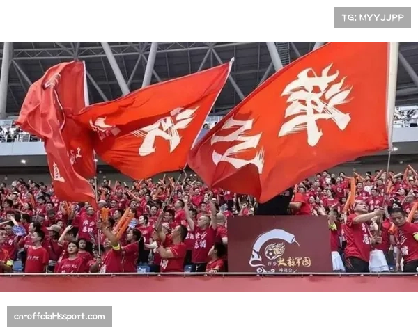 球迷文化持续升温，各地球迷组织创意助威方式